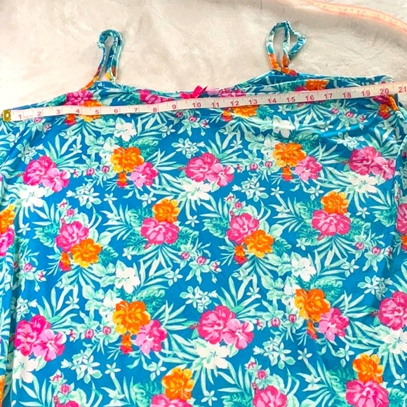 EUC: Floral Nighty 🌙 - Picture 2 of 3